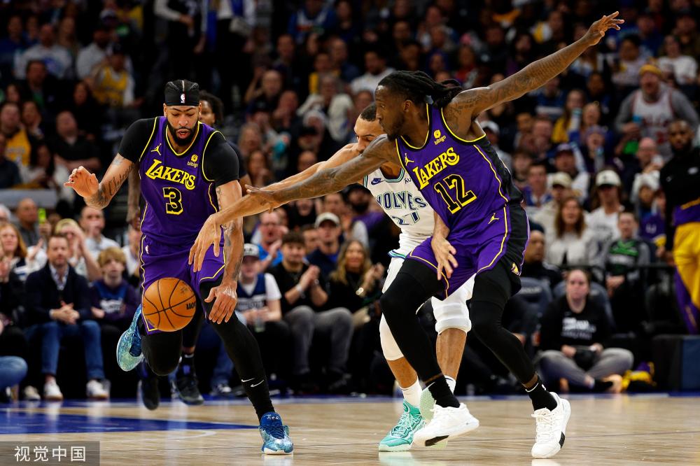 尤其对体育 尤其对体育