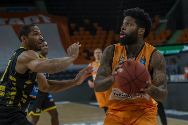 让人刮目相 让人刮目相